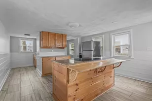 134 High St, Haverhill, MA 01832 - Photo 1