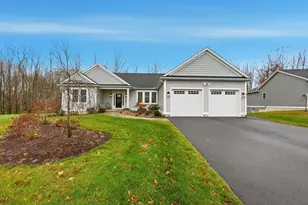 28 Sycamore Cir, Belchertown, MA 01007 - Photo 1