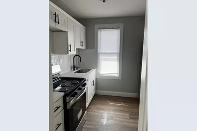 2039 Pleasant St #3, Fall River, MA 02723 - Photo 1