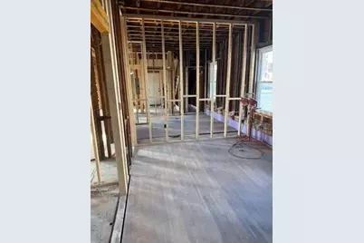 863 N Main St, Brockton, MA 02301 - Photo 5