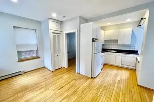 15 Thacher Ct, Boston, MA 02113 - Photo 1