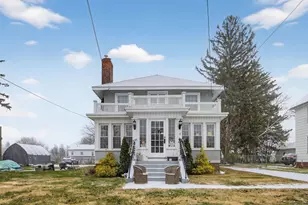 1684 Northampton St, Holyoke, MA 01040 - Photo 1