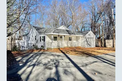 20 Hillside Ct, Amesbury, MA 01913 - Photo 1