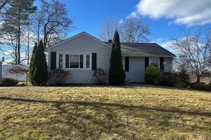 254 Hartwick St, Springfield, MA 01108 - Photo 1