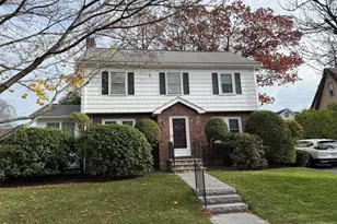 11 Randlett Park, Newton, MA 02465 - Photo 1