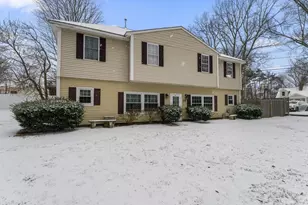 28 Crestview Dr, Westborough, MA 01581 - Photo 1