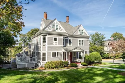 79 Chestnut St #2, Newton, MA 02456 - Photo 1