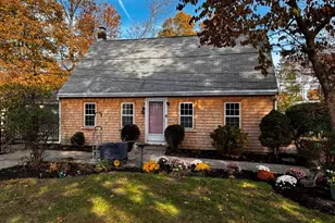 209 Lake Shore Dr, Weymouth, MA 02189 - Photo 1