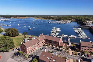 126 Merrimac St, Newburyport, MA 01950 - Photo 1