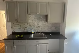 14 Woodlawn, Springfield, MA 01108 - Photo 1