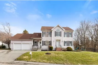 19 Fellsmere Ave, Wakefield, MA 01880 - Photo 1