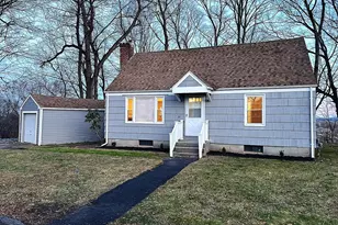 37 Plateau Cir, West Springfield, MA 01089 - Photo 1