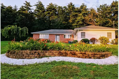 9 Jim Ash Rd, Palmer, MA 01069 - Photo 1