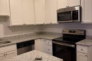 27 Water St, Wakefield, MA 01880 - Photo 1