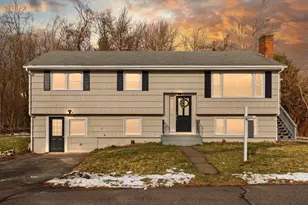 8 Maple Ln, Millbury, MA 01527 - Photo 1