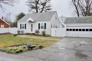 25 Halliden St, Stoughton, MA 02072 - Photo 1