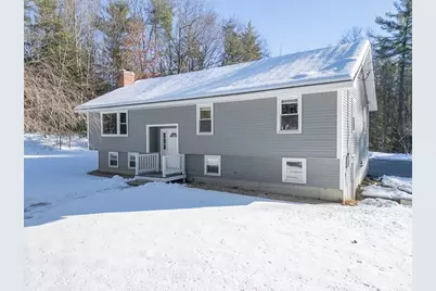 154 Townsend St, Pepperell, MA 01463 - Photo 1