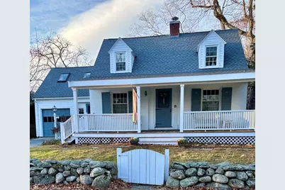 25 Woodward Ave, Reading, MA 01867 - Photo 1