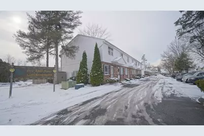 120 Lamplighter Ln #C, Springfield, MA 01119 - Photo 1