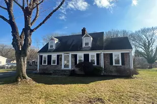 44 Arrowhead Ln, Dartmouth, MA 02748 - Photo 1