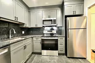 26 Willis St, Framingham, MA 01702 - Photo 1