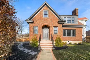 209 High St, Brookline, MA 02445 - Photo 1