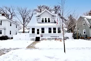 27 Rockland St, Springfield, MA 01118 - Photo 1