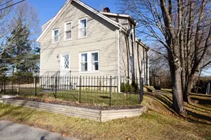 25 Hillside Ave, Middleborough, MA 02346 - Photo 1