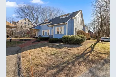 4 Strathmore Shire Dr #B, Uxbridge, MA 01569 - Photo 1