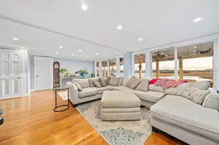 96 Utica St, Quincy, MA 02169 - Photo 1