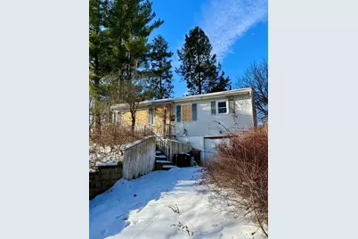 27 Fulton St, South Hadley, MA 01075 - Photo 1