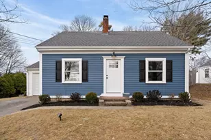 74 Magnolia St, Braintree, MA 02184 - Photo 1