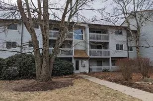 2612 Franklin Crossing Rd, Franklin, MA 02038 - Photo 1