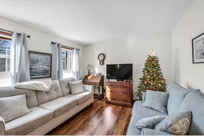 160 Hillside #5, Westfield, MA 01085 - Photo 1