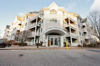 614 Pond St #1411, Braintree, MA 02184 - Photo 1