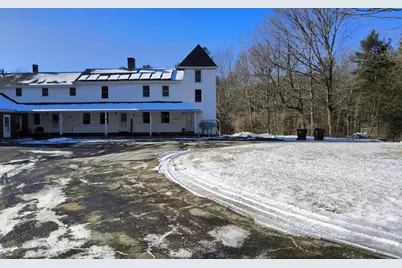 3 Warren Rd #B, Oxford, MA 01537 - Photo 1