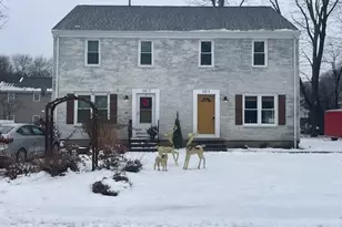 9 Riverbank Cir, Haverhill, MA 01835 - Photo 1