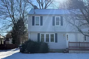 11 Julian Ln, Milford, MA 01757 - Photo 1