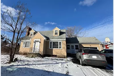 39 McKinley Ave, Lowell, MA 01851 - Photo 1