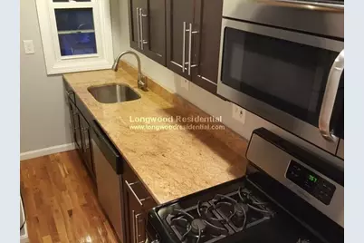 39 Pinckney St #3, Somerville, MA 02145 - Photo 1