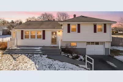 23 Mount Vernon Cir, Lawrence, MA 01843 - Photo 1