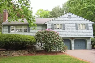40 Hearthstone Dr, Medfield, MA 02052 - Photo 1