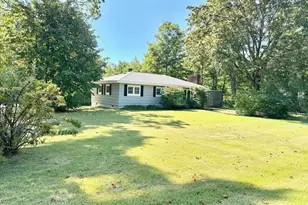 10 Roulston Rd, Windham, NH 03087 - Photo 1