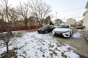 85 Berkshire St, Providence, RI 02908 - Photo 1