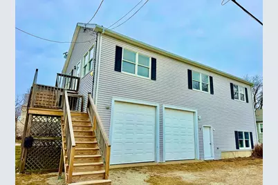 7 J Street     Year Round #top floor, Hull, MA 02045 - Photo 1