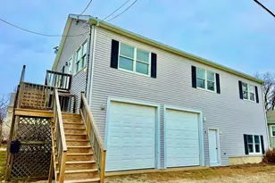 7 J Street Year Round, Hull, MA 02045 - Photo 1