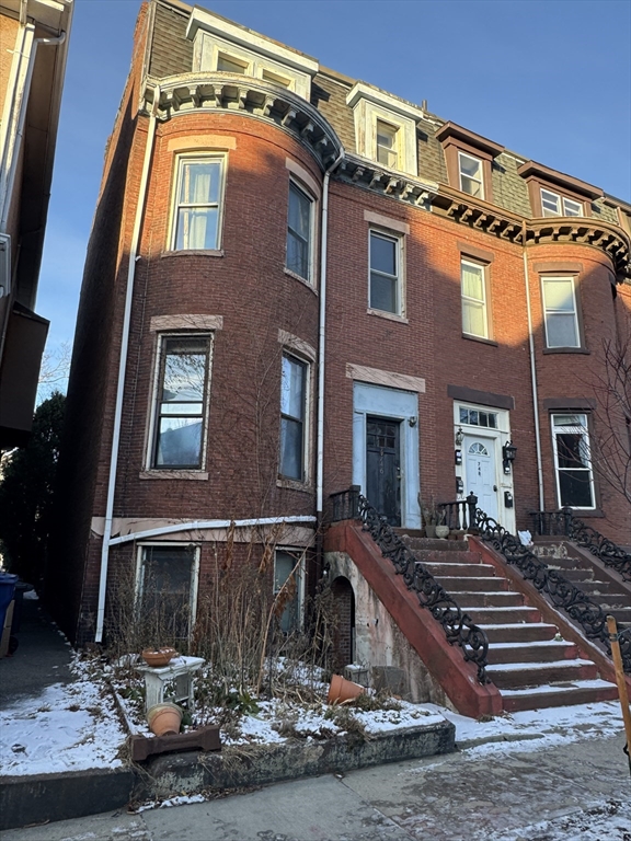 746 E 4th St, Boston, MA 02127 - MLS 73462772 - Coldwell Banker