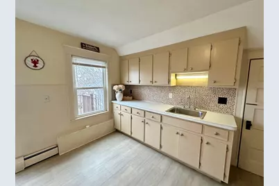 60 Franklin St #2, Braintree, MA 02184 - Photo 1