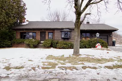 538 McKinstry Ave, Chicopee, MA 01013 - Photo 1