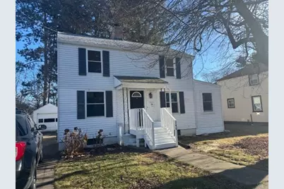 140 Sycamore Street, Holyoke, MA 01040 - Photo 1